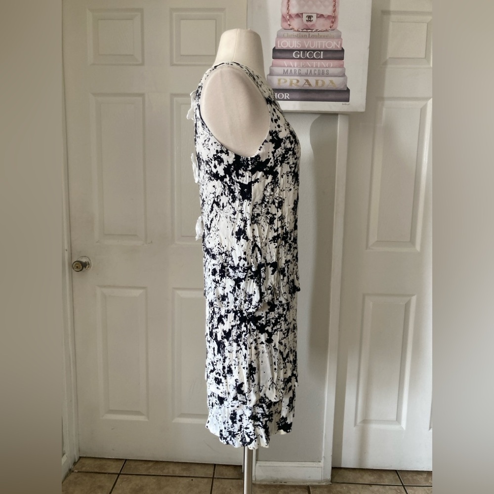 Banana Republic Blk & white Tiered Print Dress - Picture 2 of 6